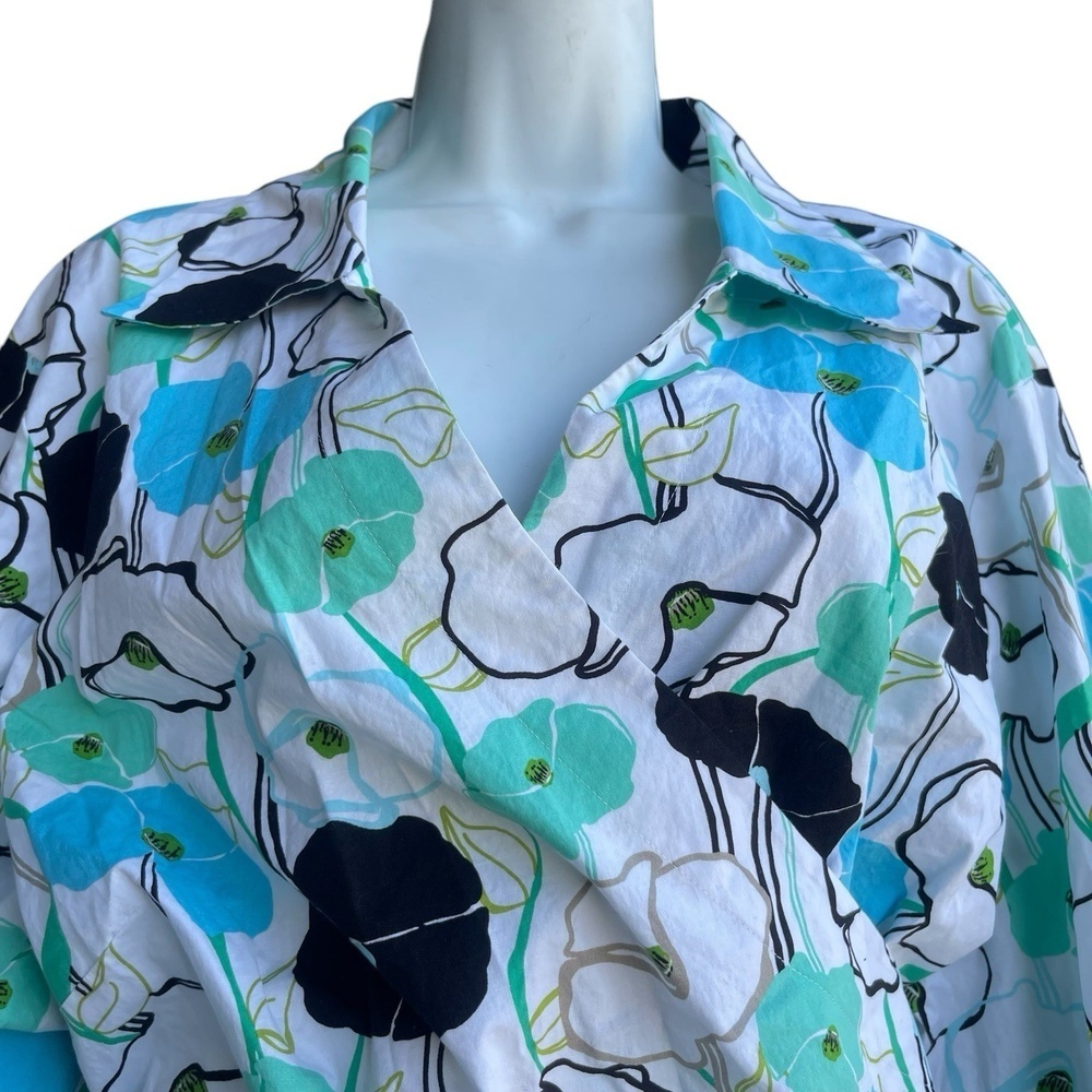 Lane Bryant Floral Wrap Top Women's Plus Size 26/28 Button-Up Shirt Multicolor - Picture 3 of 4